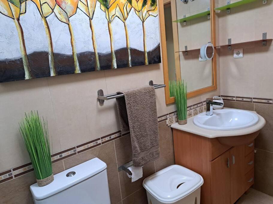 Apartament Julia De Lux Torrevieja Eksteriør bilde