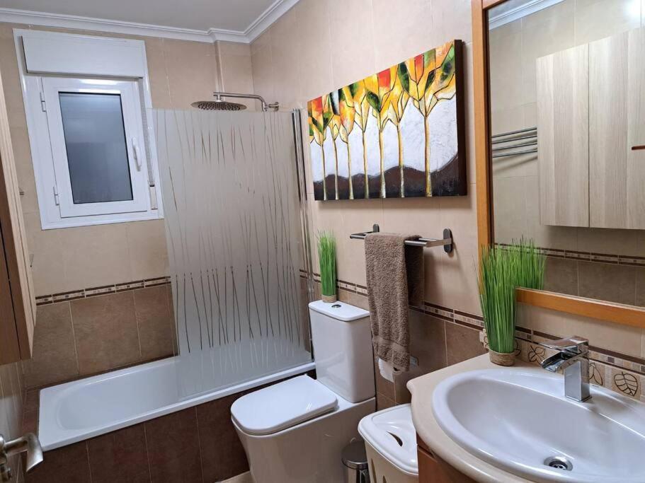 Apartament Julia De Lux Torrevieja Eksteriør bilde